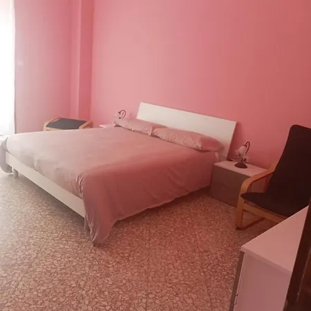 - Antonietta & Friends Bed & Breakfast